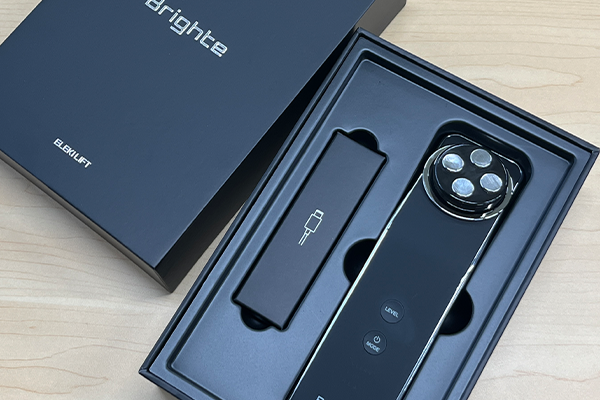 エレキリフト本体と箱